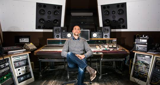 Mixing and Mastering Engineer - Ivano Giovedì - Freelance Sound Engineer