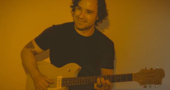 Session Guitarist - Marcus Rutherford