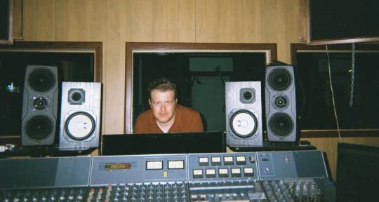 Mix Engineer - Ryan Perras