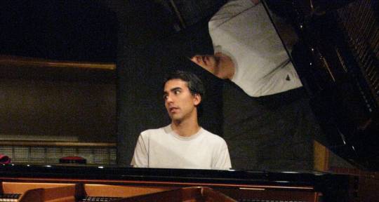 I record pianos and keyboards. - Javier Albin