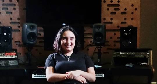 Composer, Producer and Singer - Paulina Ledesma