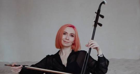 Violin, erhu, bass guitar, arr - Lusy Bauer