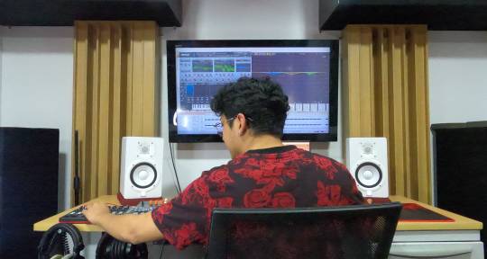 Music Producer / Mix Engineer - Josue Armendariz