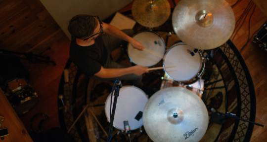 Indie Rock Session Drummer - Aaron Tosti