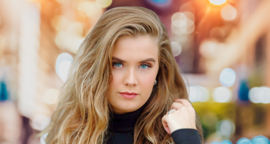 PRO Singer/Songwriter - Demi Dean