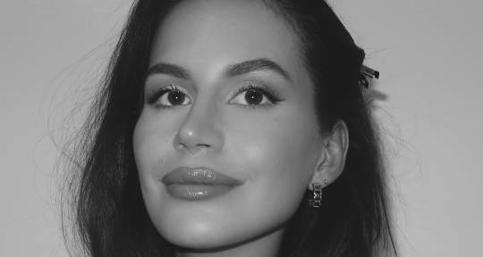 Vocalist and Topliner - Leonie Persch