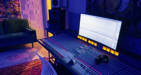 Producer & Mixing Engineer - Joan Edson Velez