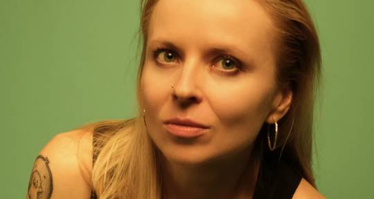 REMOTE MIXER/PRODUCER/VOCALIST - ANNAAUDIO.WAV