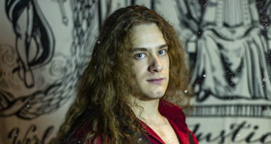 Session Guitarist and Singer - Lucas Shred