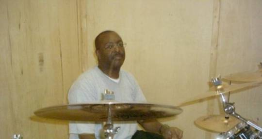 Session drummer - Art Hunter