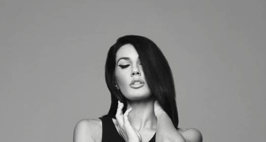 Singer-writer, Dancer, DJ - Valentina Black