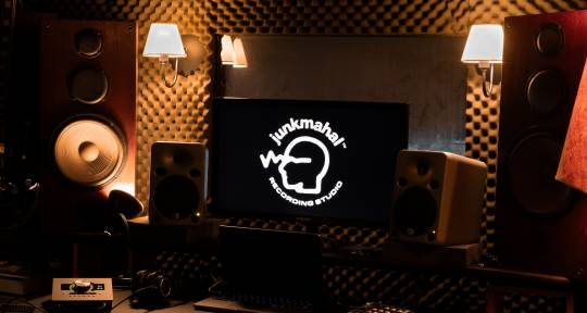 Producer // Mixing Engineer - Felipe De Mari Scalone