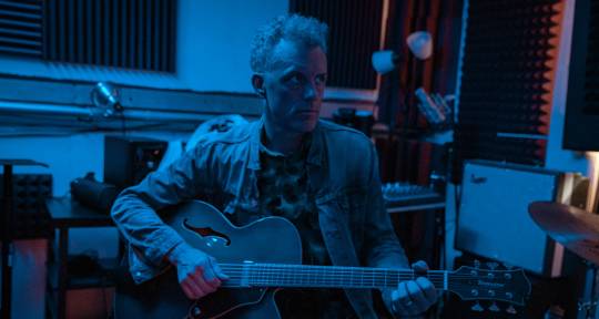 Pedal Steel and Guitarist - Steve Lewis
