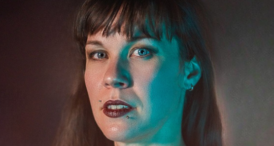 Rock, pop and metal vocalist - Aline J.