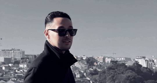 Indie Pop songwriter - Gustavo Ramos