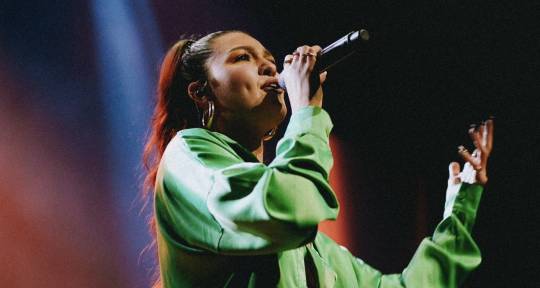 Vocalist, Songwriter, Topliner - Claire Sarah