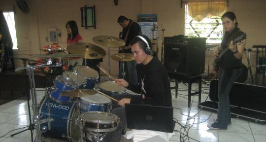 Bass guitar player - JennyQ