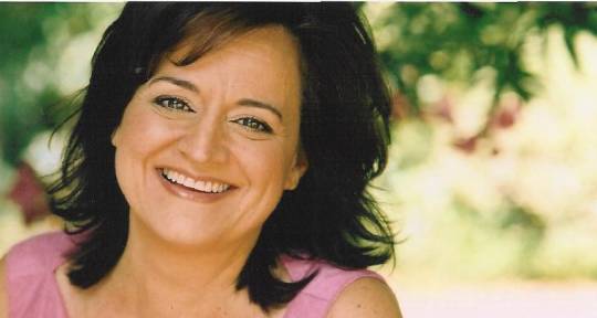 Pro #1 Hit Songwriter - Kirsti Manna