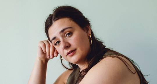 Session Singer and Songwriter - Laura Greaves