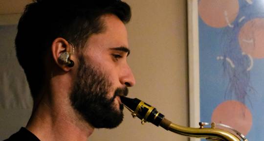 Pro Session Saxophonist (T.A) - Matias Pecorale