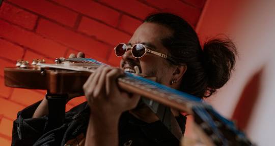 Guitarist  Singer  Producer  - Gabo Bermeo