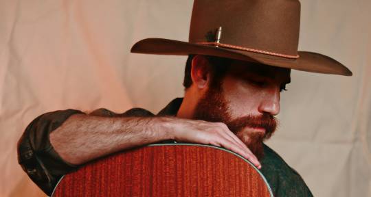Singer/songwriter and producer - Stefan Alm