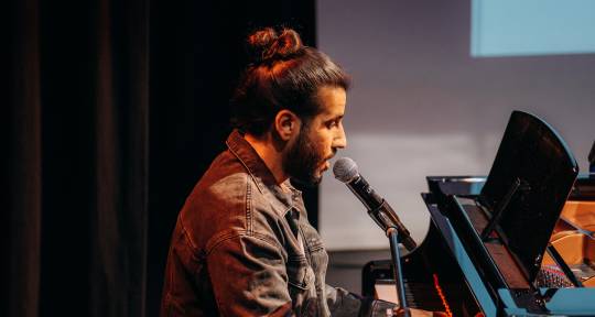 Singer/Songwriter - Antoun