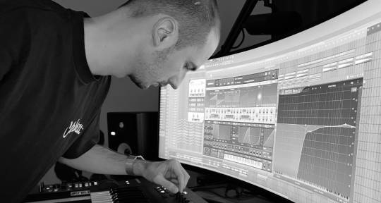 Hardstyle Producer/Engineer - dphazemusic