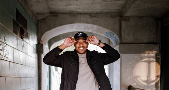  Singer-Songwriter & Producer  - Rodda Jones