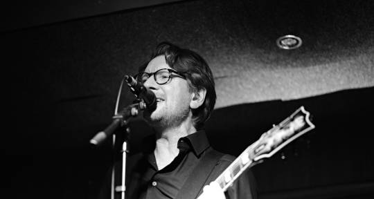 Pop/Rock singer and composer - Boris Elfert