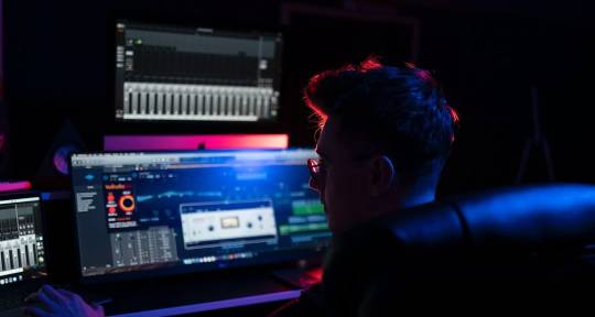 Pop and Hip Hop Mix/mastering  - Max Ilchenko
