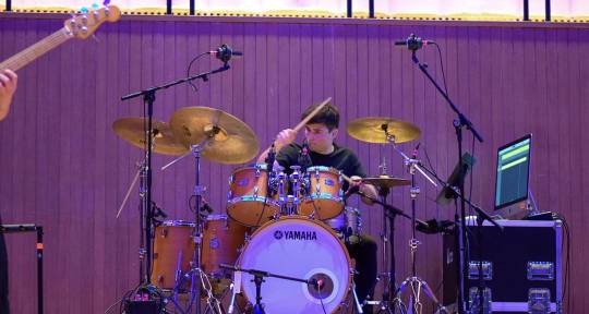 Live & Session Drummer - Daniele Vasapollo