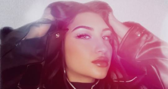 EDM topliner, producer, writer - VXTORIA