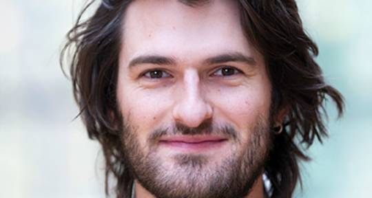 String Player & Arranger - Grégoire Simon