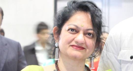Indian Vocalist and Composer - Nadhamuni Gayatri Bharath
