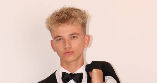I am a Composer and Songwriter - Jarøm