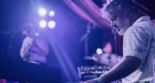 Piano \ Keyboards \ Synths - Rein Godefroij