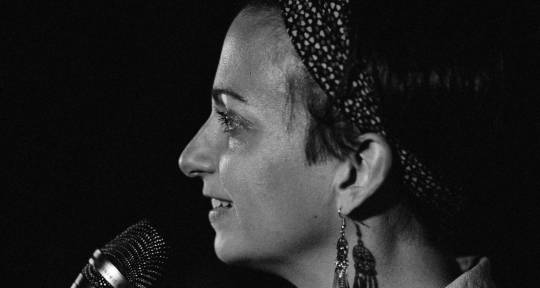 Experienced Topliner Lyricist  - Lucie Collins