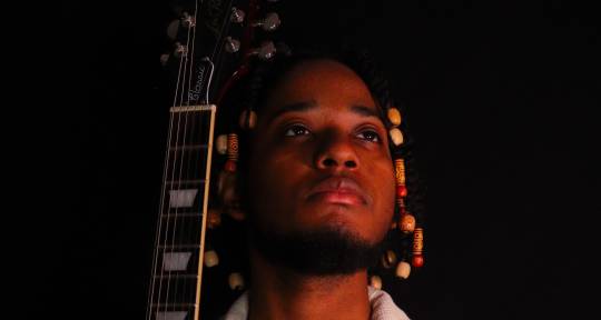 Multi Genre Session Guitarist - Manq Carrot