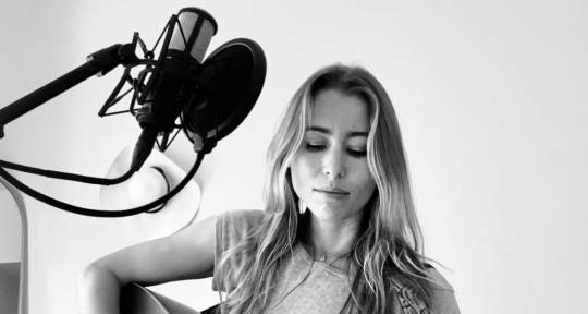 Lyric and Melody Writing - Lyrics and Lines