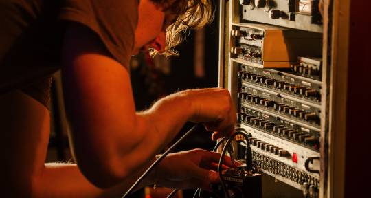 Mix Engineer - Noah Dearborn