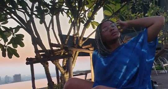 Versatile Vocalist, Harmonizer - Bessie D