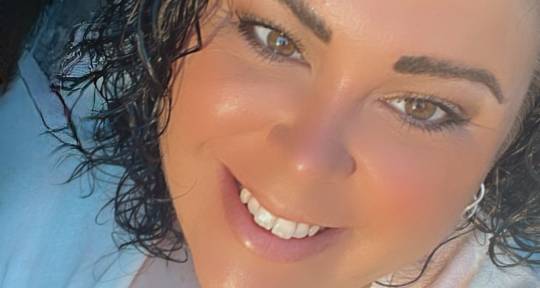 Singer and voiceover - Angie DeMilo