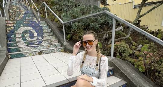 Lead Vocalist/BGV/Piano/Uke - Emma Holzmann