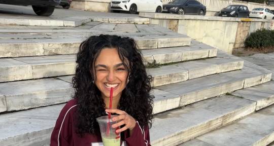 Songwriter & Vocalist - Nora