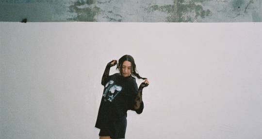 Topliner | Songwriter | Spoken - sometimes lo