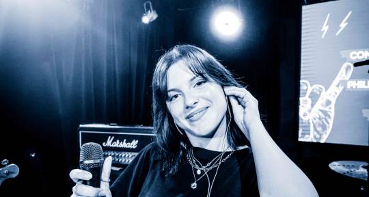 Female Vocalist - Jade Lux