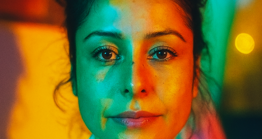 Compositora, intrprete  - Julia Zardo