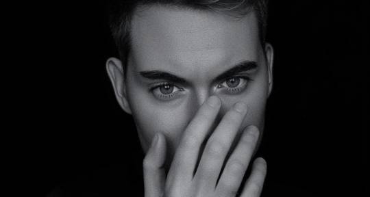 Pianist | Composer | Producer - Giuliano Poles