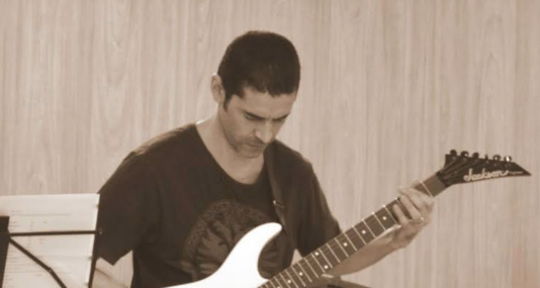 Remote Guitar Player - Allan Muniz